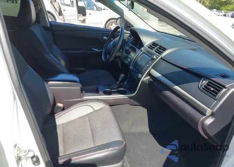 2017 Toyota Camry Se z USA, uszkodzony, nr VIN 4T1BF1FK1HU328145